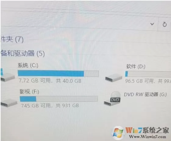 新安装的Win10占用C盘很大有30G多有哪些可以清理？